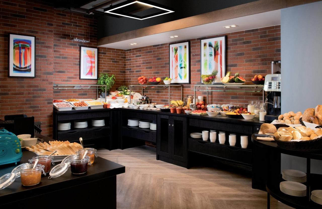 Leonardo Boutique Hotel Krakow Old Town Ngoại thất bức ảnh