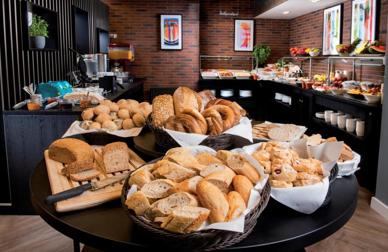 Leonardo Boutique Hotel Krakow Old Town Ngoại thất bức ảnh