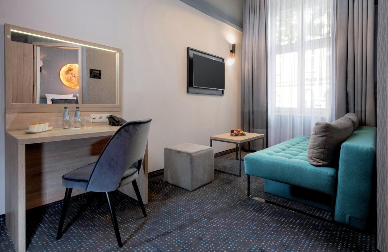 Leonardo Boutique Hotel Krakow Old Town Ngoại thất bức ảnh
