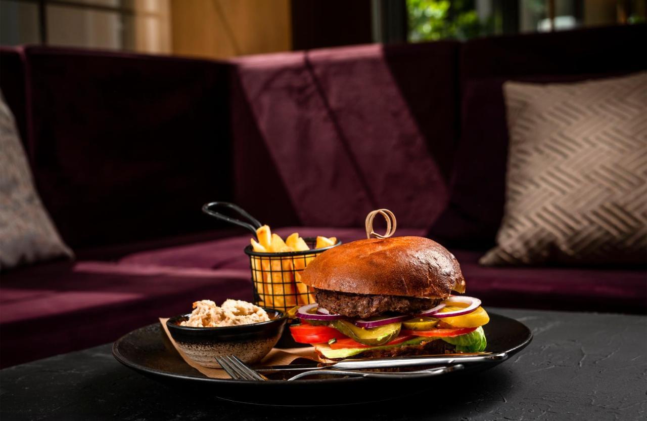 Leonardo Boutique Hotel Krakow Old Town Ngoại thất bức ảnh