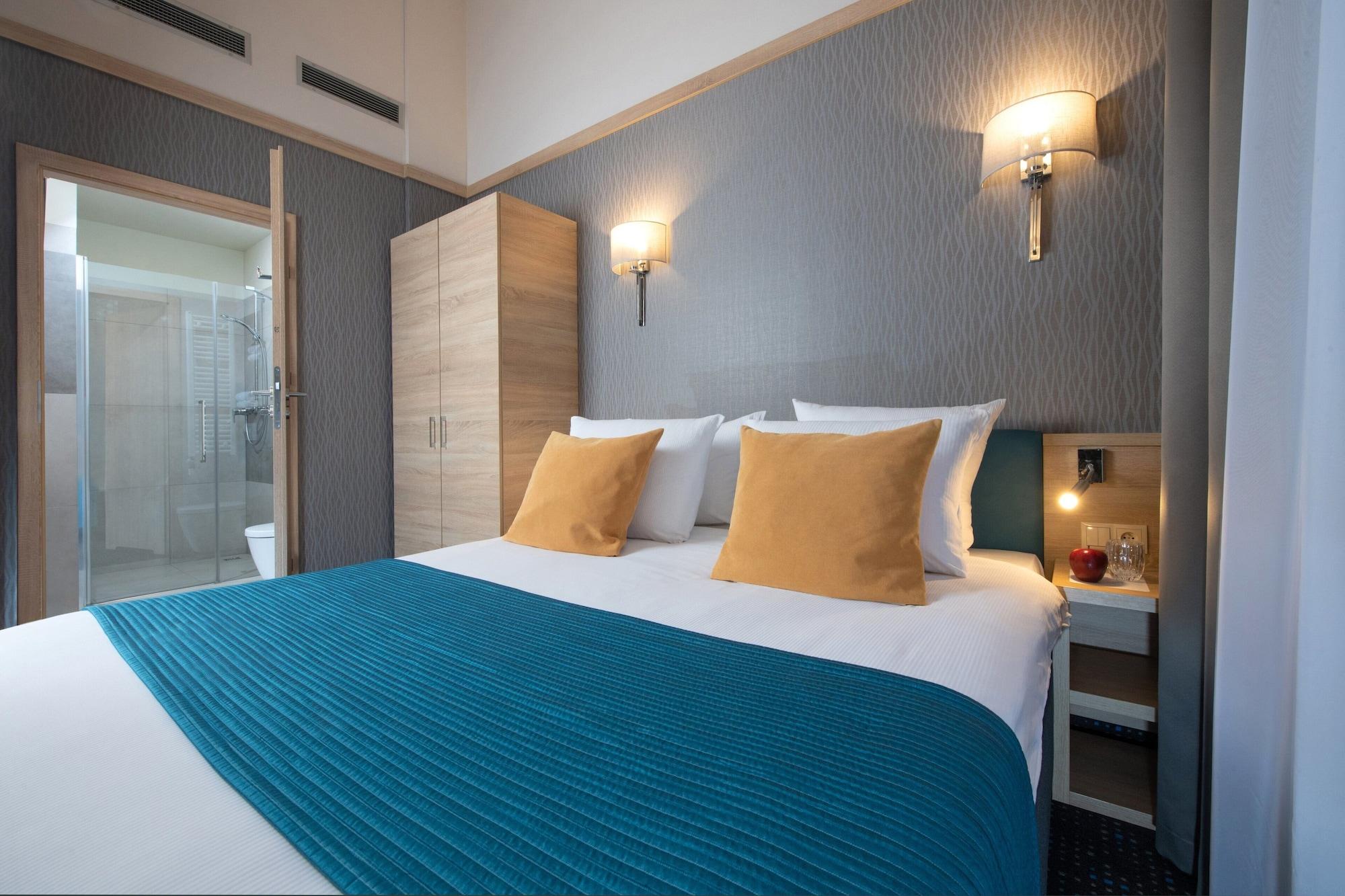 Leonardo Boutique Hotel Krakow Old Town Ngoại thất bức ảnh