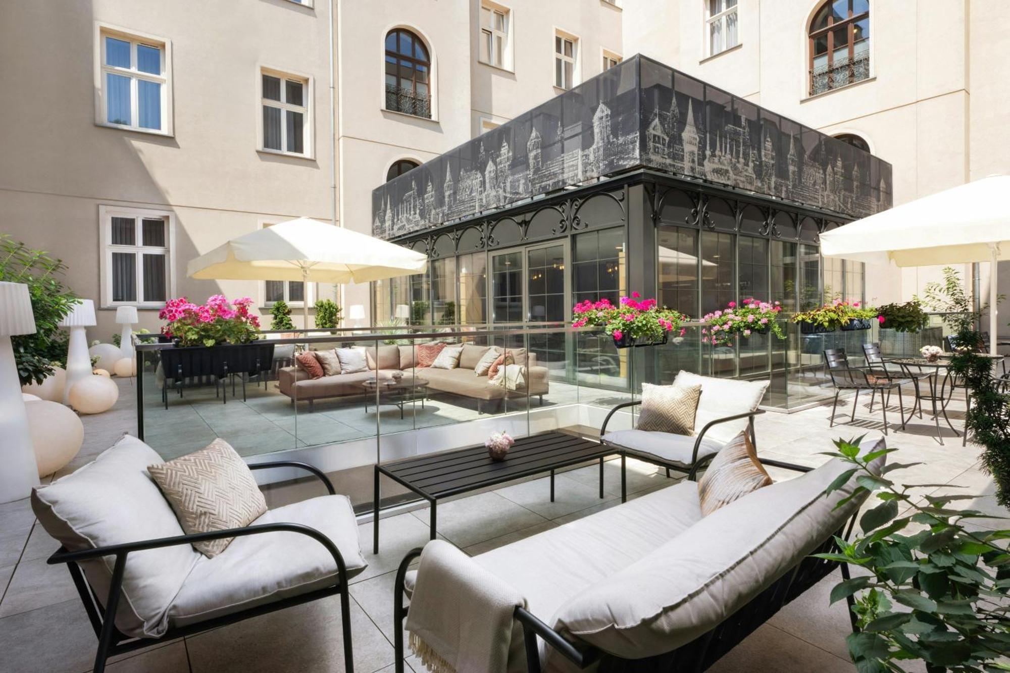 Leonardo Boutique Hotel Krakow Old Town Ngoại thất bức ảnh